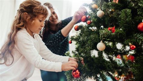 Que Dia Que Monta A Árvore De Natal - Dia oficial de montar a árvore de Natal em 2023 é neste domingo