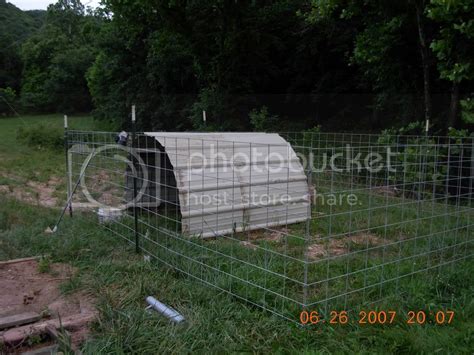 How to build a pig pen? | Homesteading Forum