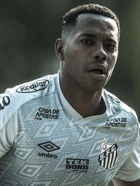 Filho De Robinho Consegue Vaga Nas Categorias De Base Do Santos