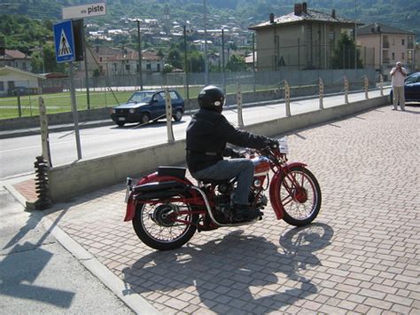 Moto Guzzi 12 Raduno Moto Guzzi Gilera Simone Necco Flickr