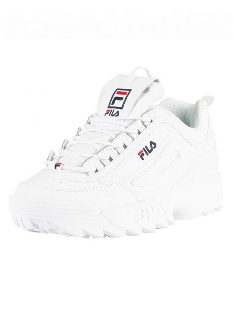 How To Wear Fila Trainers