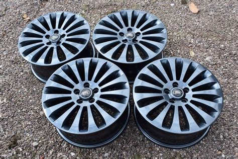 Genuine Ford Mondeo Mk Ghia Alloy Wheels Refinished In Gloss Grey