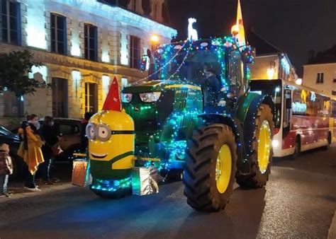 Des Tracteurs Illumin S Pour No L Voici O Et Quand Vous Pouvez Les