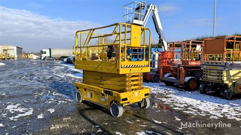 Haulotte Compact Scissor Lift For Sale Poland Pani Wki Dd