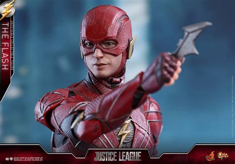 Justice League The Flash 1/6 Scale figure by Hot Toys - The Toyark - News