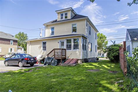 800 Broadway South Portland Me 04106 Mls 1417313 Redfin