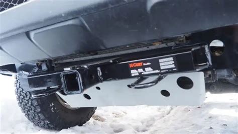 how much does it cost to install a car hitch