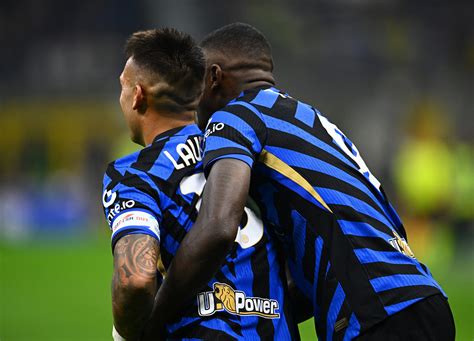 Serie A Il Derby Ditalia Inter Juve Infiamma La Lotta Scudetto Le