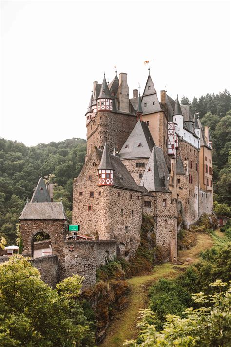 A Complete Guide To Visiting Burg Eltz, Germany's Fairytale Castle ...