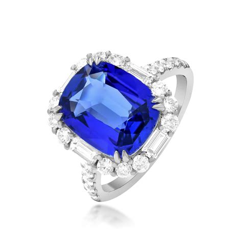 Blue Sapphire Diamond Ring - Venessa Diamonds