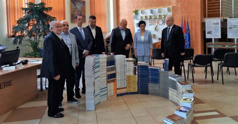 Peste 9000 de cărţi donate Bibliotecii Județene Gheorghe Șincai Bihor