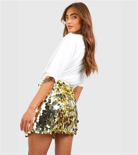 Buy Boohoo Disc Sequin Mini Skirt In Gold 6thstreet Saudi Arabia