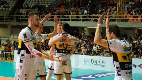 Pallavolo Superlega In Nel Palacalafiore Per La Vittoria Di