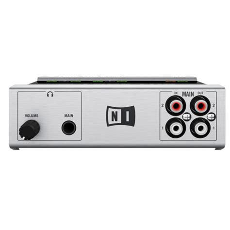 Native Instruments Traktor Scratch A6 USB Audio Interface at Gear4music