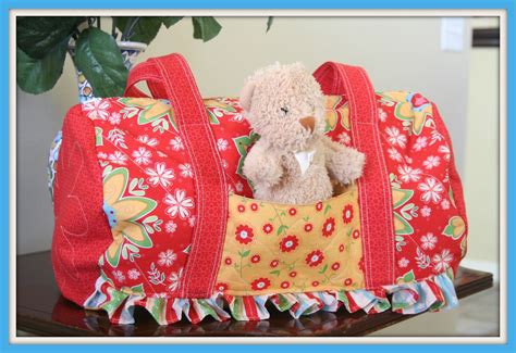 Savannah Ruffle Duffle Bag Pattern