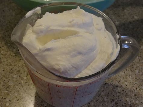 frugalhayman: Homemade Cool Whip