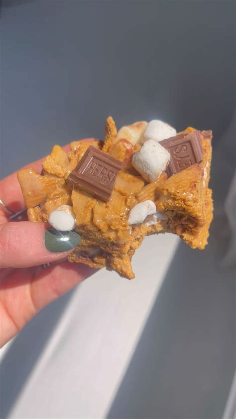 Bromabakery On Instagram Summertime Means Golden Grahams Smores Bars