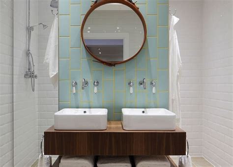 Trendy Twist to a Timeless Color Scheme: Bathrooms in Blue and Yellow ...