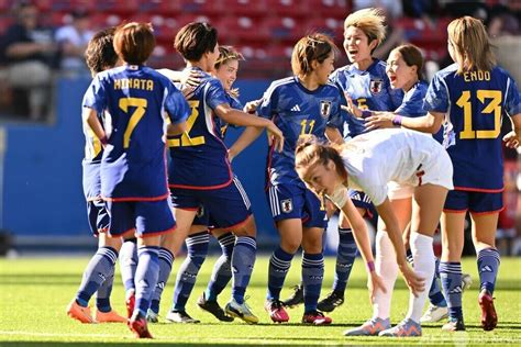 なでしこジャパン、五輪女王カナダに3発快勝 シービリーブス杯 写真11枚 国際ニュース：afpbb News