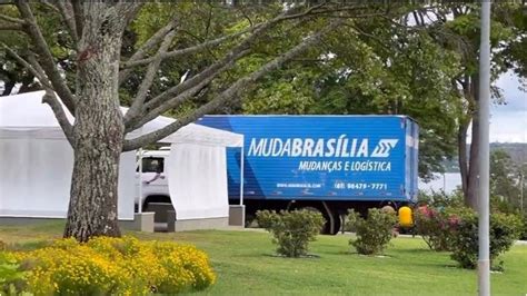 Caminhão De Mudança é Visto Chegando No Palácio Do Alvorada