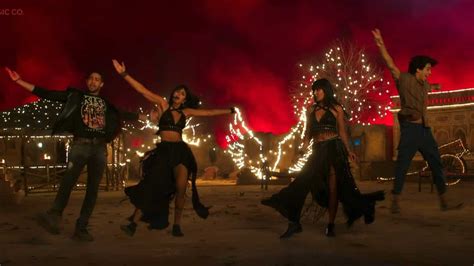 Phone Bhoot Song Kaali Teri Gutt Katrina Kaif In A Double Role Turns