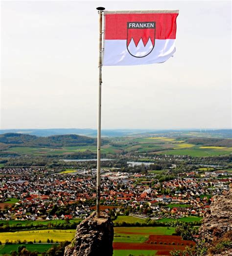 Jahre Frankenfahne Auf Dem Staffelberg Fr Nkischer Bund E V