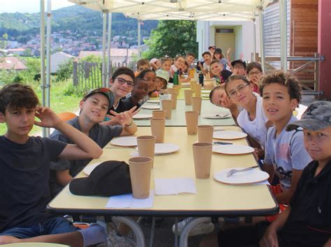 Firminy Le Centre De Loisirs Du Soleil Levant A Encore Fait Le Plein