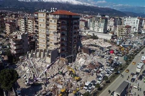 Passa De Mil O Total De Mortos Por Terremoto Na Turquia E Na S Ria