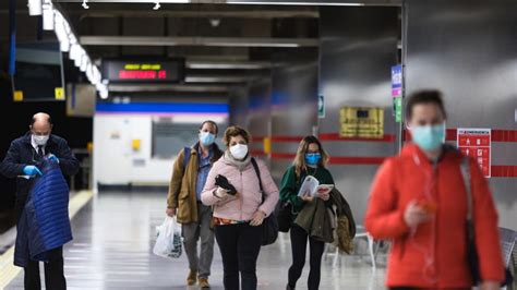 El Gobierno Asegura Que La Mascarilla Dejará De Ser Obligatoria En El Transporte Público De