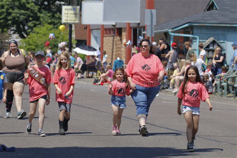 Strawberry Festival 2024 Lebanon Oregon - Caryl Crystie