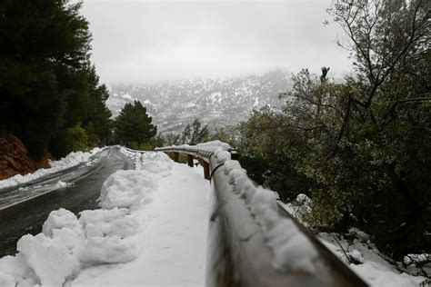 Foto Rekordne Koli Ine Snijega Na Balearima Studen Sledila Panjolsku