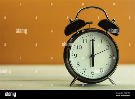 Alarm clock 6 am hi-res stock photography and images - Alamy