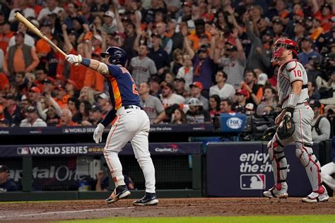 Los Astros De Houston Dominan A Los Phillies De Filadelfia Y Empatan La