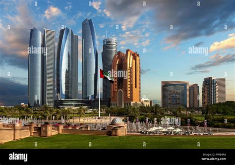 Skyscrapers in Abu Dhabi Stock Photo - Alamy