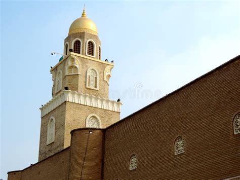 Manera A La Gran Mezquita De Kufa Nayaf Iraq Imagen De Archivo