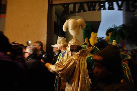 King Rex Arrives At River Walk On Lundi Gras In New Orleans Photograph