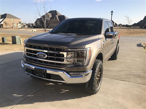 My 2021 F 150 On 2 25 Readylift Leveling Kit 20x9 Fuel Rebel 6 Wheels Bfg Ko2 Tires