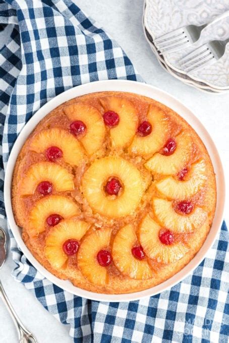 Pineapple Upside Down Cake In A Cast Iron Skillet Amandas Cookin Cake And Cupcakes