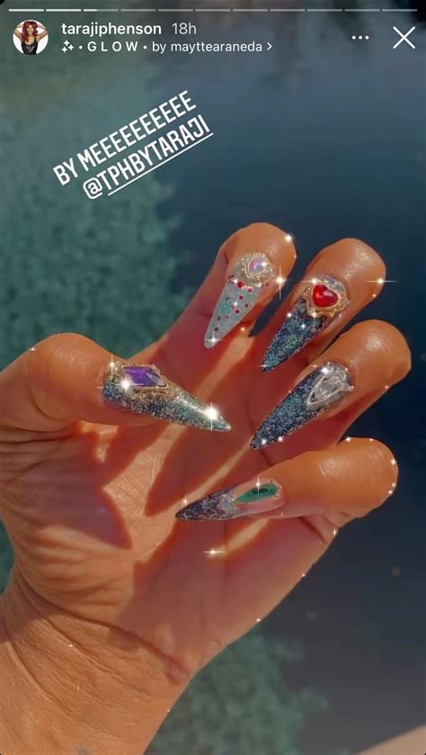 Taraji P Henson Did This Hyper Detailed Art Deco Nail Art Herself