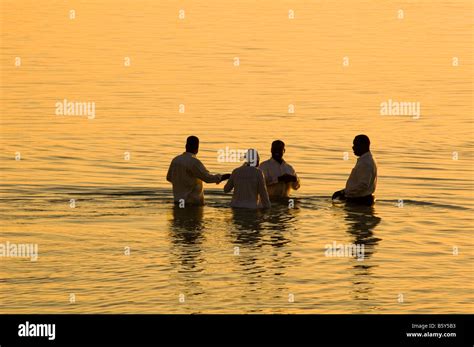 Early Christian Baptism Hi Res Stock Photography And Images Alamy