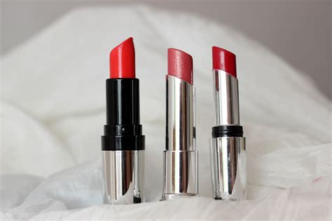 banco de imagens vermelho batom cosmeticos rosa beleza produtos