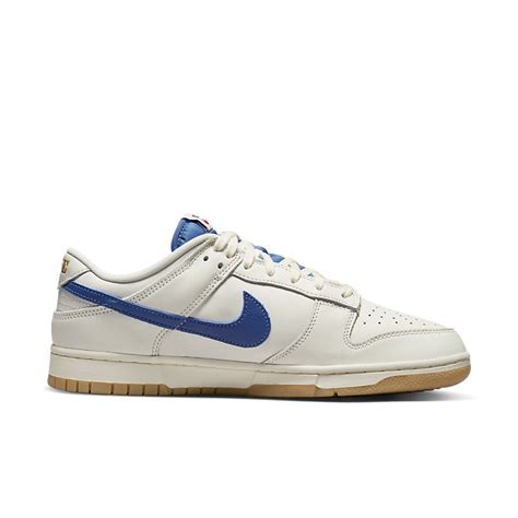 Tênis Nike Dunk Low SE Sail Dark Marina Blue DX3198 133 Sportline Store