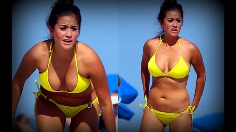 Catherine Giudici Sizzling Her Cleavage In Yellow Bikini At Miami Beach