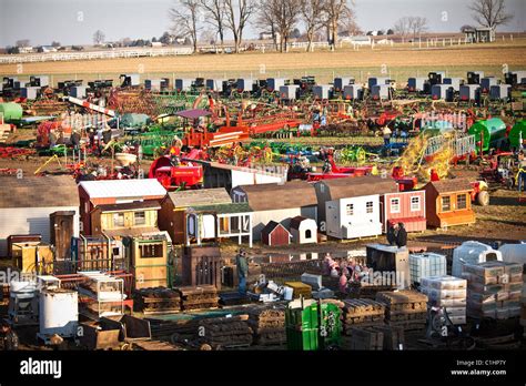 Overview Of An Amish Annual Mud Sale To Support The Fire Department In