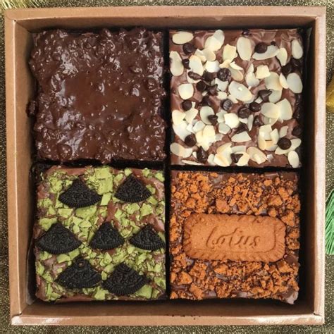 Jual Fudgy Brownies Kue Ulang Tahun Birthday Cake Hampers Palembang