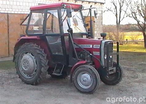 Zdj Cie Traktor Massey Ferguson Galeria Rolnicza Agrofoto