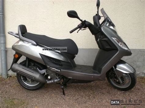 2011 Kymco Yager GT 125 Moto ZombDrive