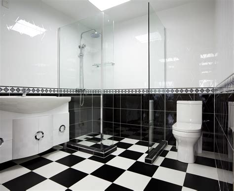 Bathroom with black and white check... - Gallery - 12 | Trends