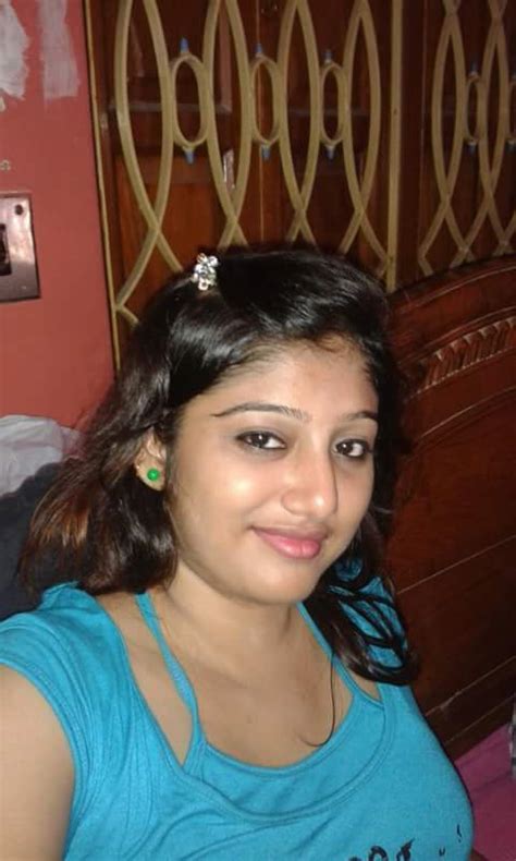 Indian Desi Hot Sexy Girls Indian College Girls Pic4