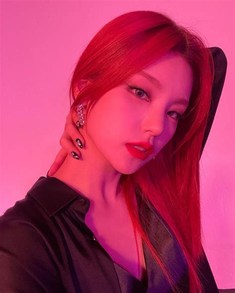 Yeji Instagram Update Itzy Girl Kpop Girls